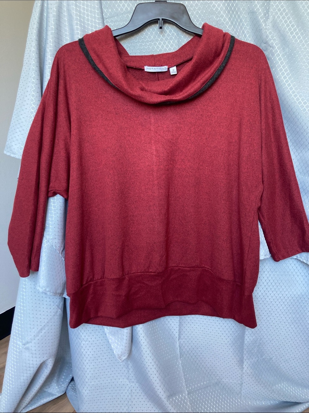 NY Collection a red and gray Heathered top 1X - Picture 15 of 17